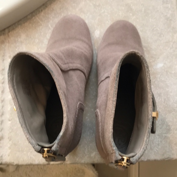 Tory Burch suede booties - Picture 5 of 5